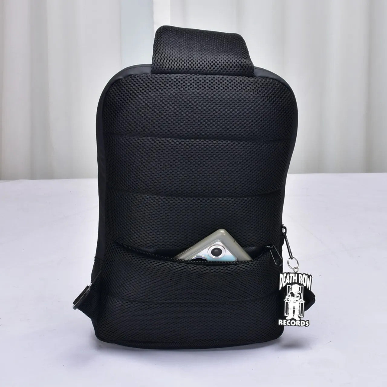 Death Row Records スローバックパック（ブラック） Death Row Records Smell-Proof Backpack
